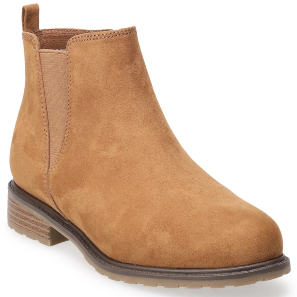 New in box- Sonoma Goods For Life® Lottie Women's Chelsea Boots, Cognac